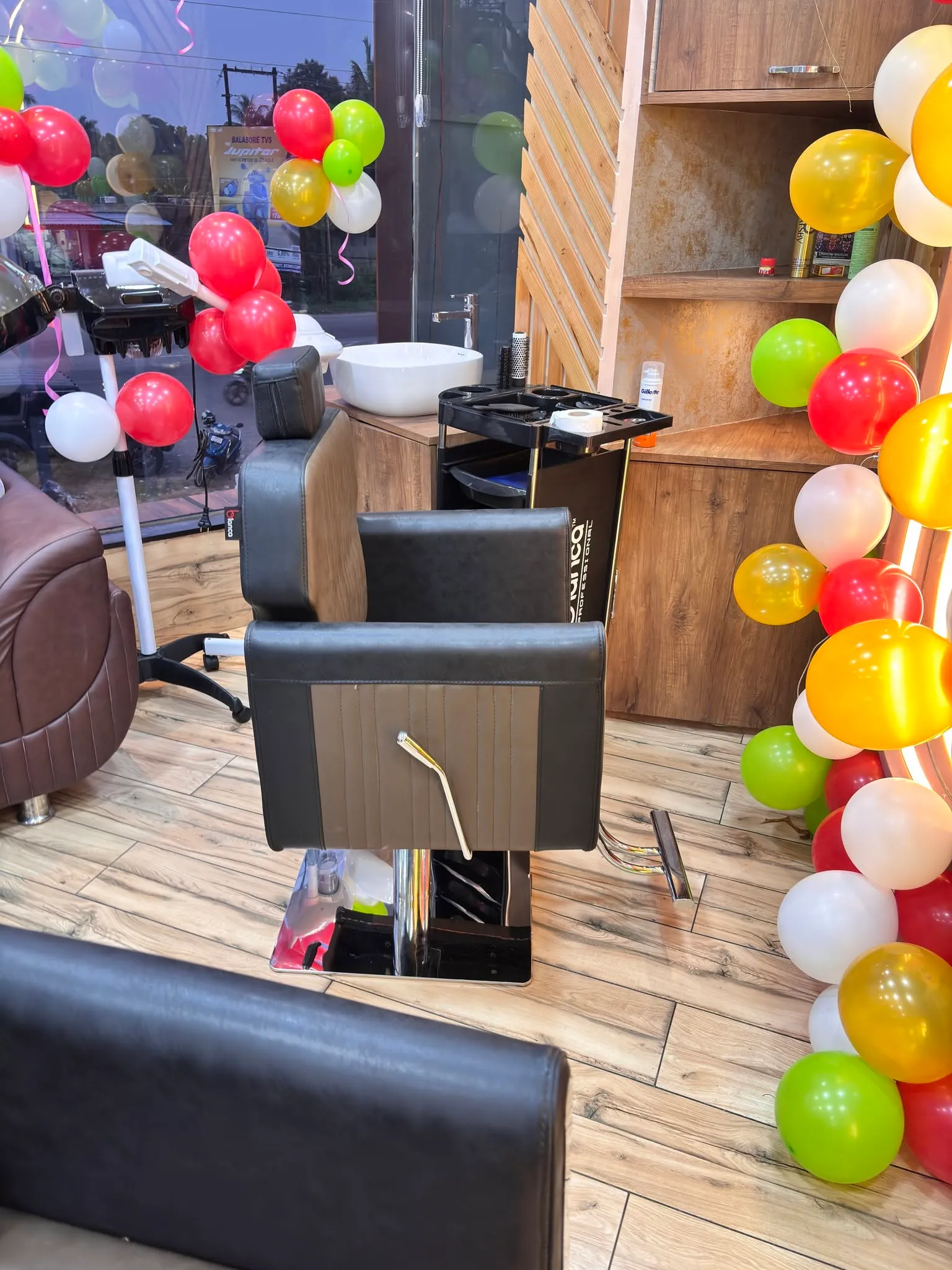 Salon services at GreenLand Balasore